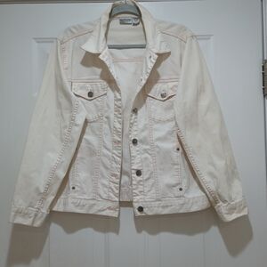 Chicos Light Pink With Contrast Stitching Denim Jacket Size Large